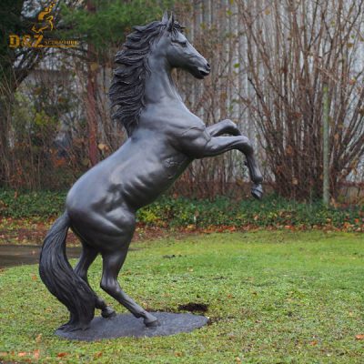 black horse statue