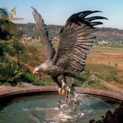 american bald eagle sculpture