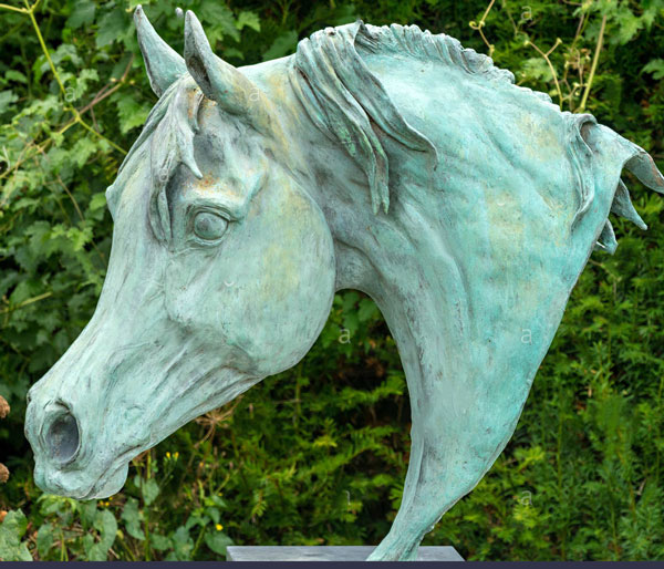 arab horses head sculpture