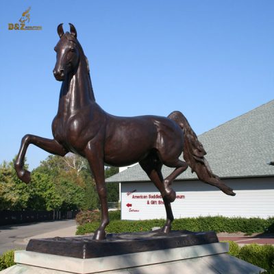 horse statue sculpture garden decoration