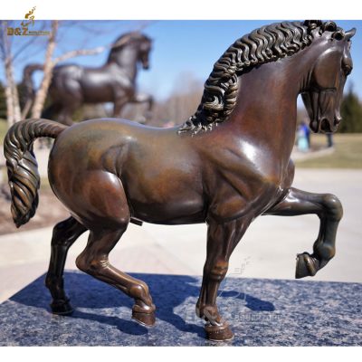 Hot sale animal horse types of sculpture for garden school decor