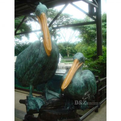 Outdoor popular design brass pelican art craft statues