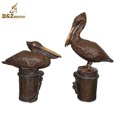 Garden customized life size metal pelican