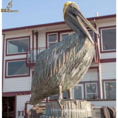 Metal hot product artwork rustic pelican statue