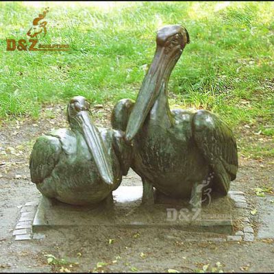 Pelican art cheap statue bronze decoration