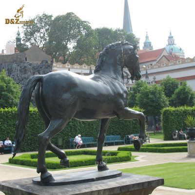 decorative outdoor hot sale western horse sculptures