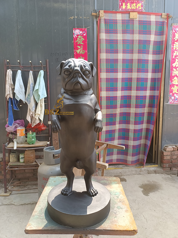 Have mold cute outdoor decor height 60cm bronze casting pug dog fountain sculpture