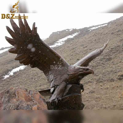 Metal animal design outdoor garden life size bronze eagle statues DZE-D470