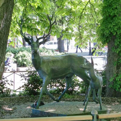 Green patina best quality hand made real size deer bronze garden sculpture DZD-D635