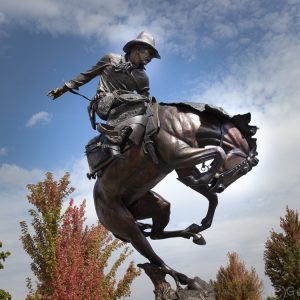 Hand made best quality large size outdoor school decoration bronze cowboy sculpture